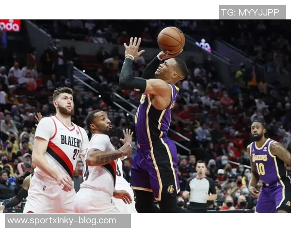 张佳玮点评马刺全场进攻乏力防守漏洞显露无遗